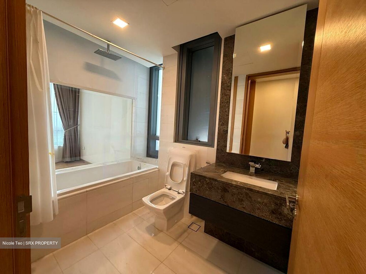 Concourse Skyline (D7), Apartment #483471431